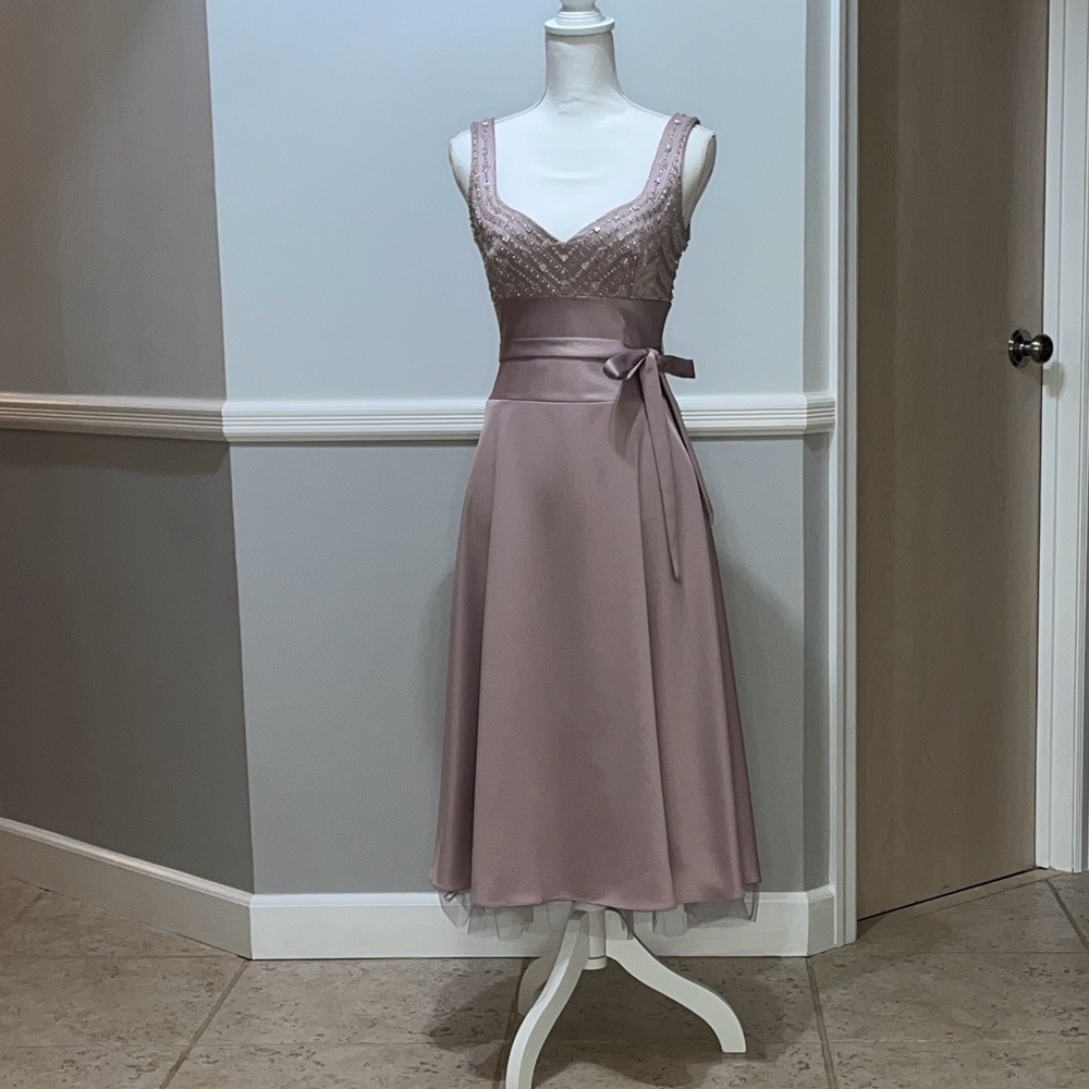 Laundry By Shelli Segal Mauve/Pink Midi Dress with Beaded Bodice
